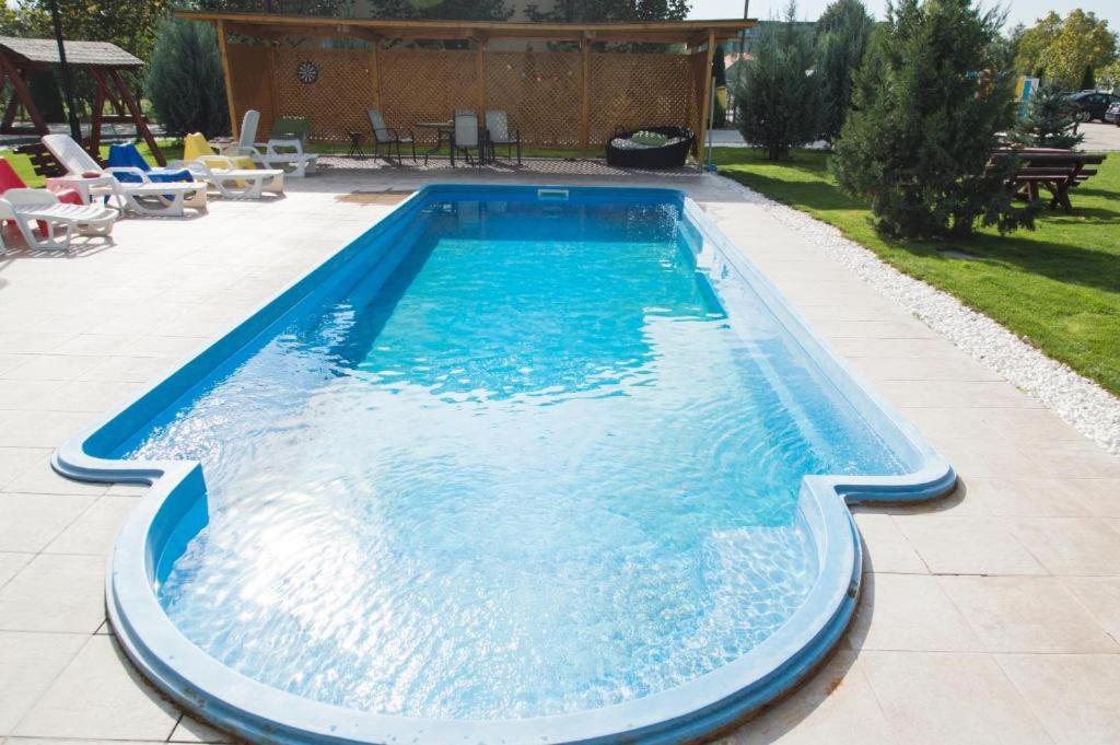 Airport Apartment 70 Squared Meters Otopeni Εξωτερικό φωτογραφία